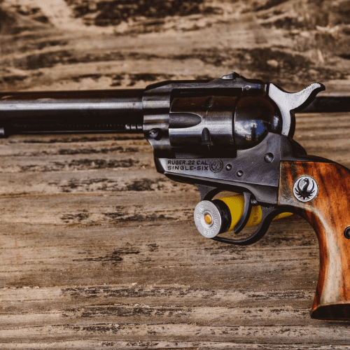 REVOLVER TAURUS CAL 38.SPECIAL, 889/6T MIRA REGULÁVEL